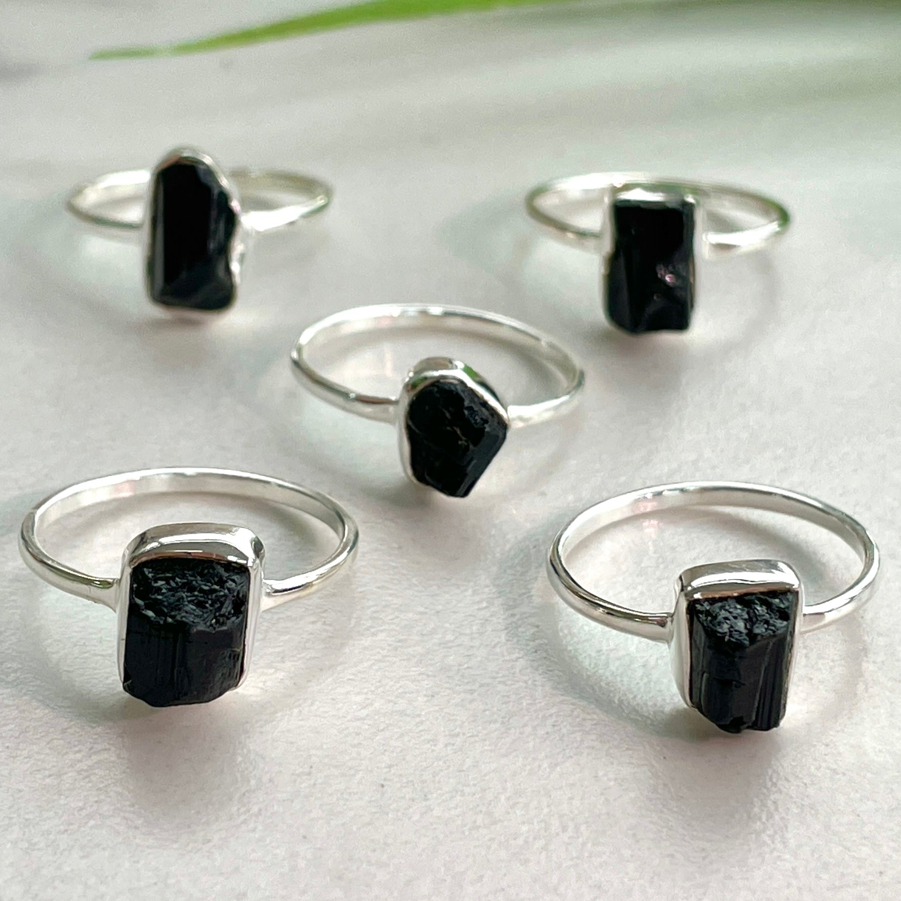 Black Tourmaline - Rough - St.Silver Ring Black Tourmaline - Rough - St.Silver Ring